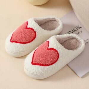 2/$30 NEW Pink Heart Slippers
